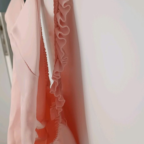 Pink backless bodysuit like new with cups size M