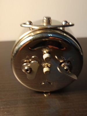 Junghans Table Clock like new, analog