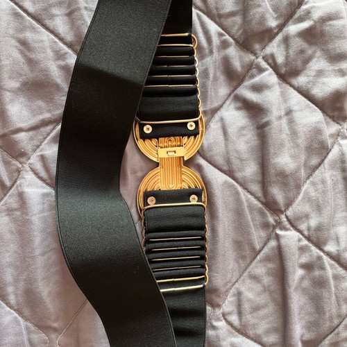 Fullah Sugah elastic waist belt 75cm like new, black