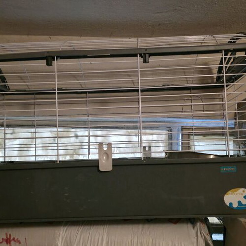 Ferplast Rabbit and Rodent Cage XL used, metal mesh