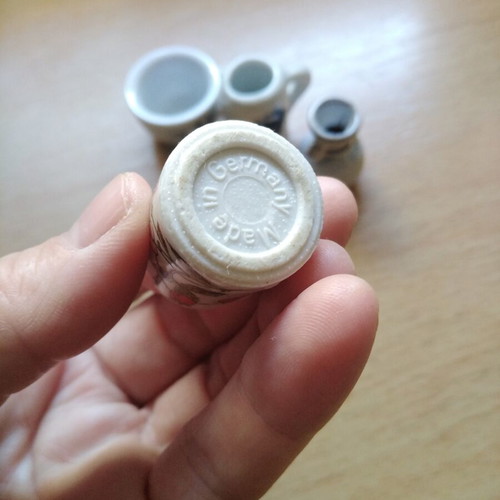 Vintage porcelain miniature set like new, suitable for dollhouse