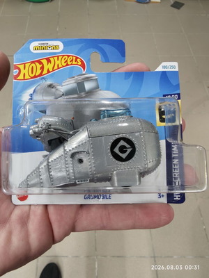 Hot Wheels Minions Grumobile new
