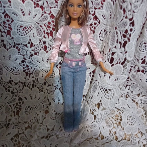 Pink Barbie like new without bag