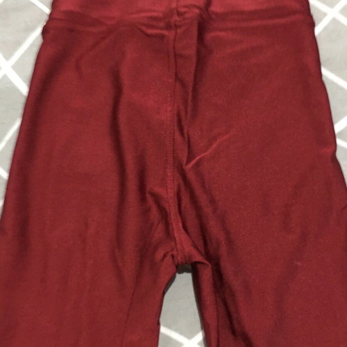Shiny leggings used dark red size small Bodymove