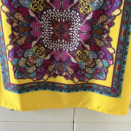 Dress large, summer yellow with bold patterns, like new
