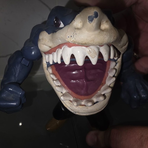 Mattel Street Sharks Ripster 1994 like new