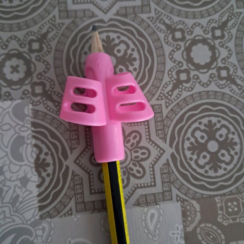 Writing learning grip new, pink silicone