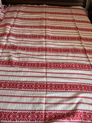 Traditional woven quilt like new 2.20 x 2.00 m
