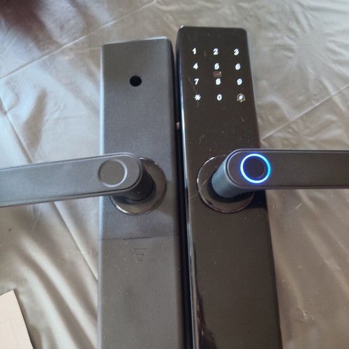 Smart door lock with fingerprint, code, IC card, key and app control