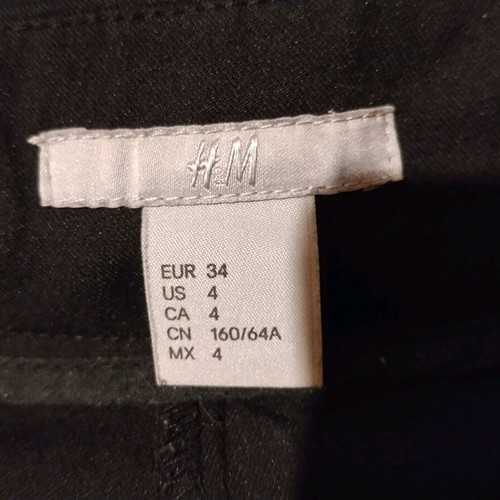 Zara black pants like new size S with zipper at hem