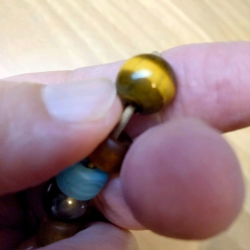 Decorative komboloi with synthetic resin and multicolor worry beads like new