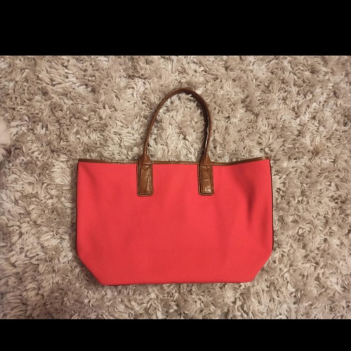 Michael Kors Greenwich Large Tote new with tags, coral reef