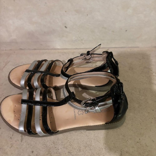 Geox girls' sandals size 35 used, black and silver with zipper