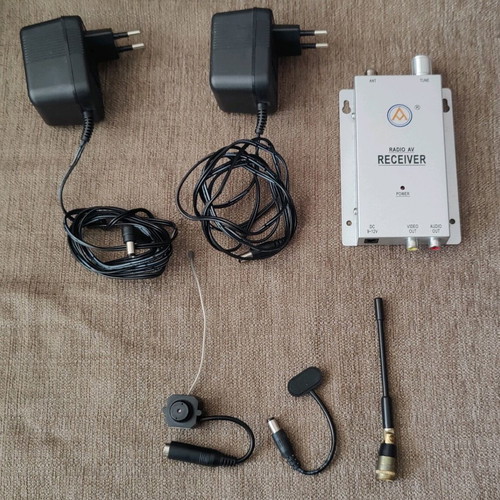 A/V Wireless Camera 802A spy camera like new