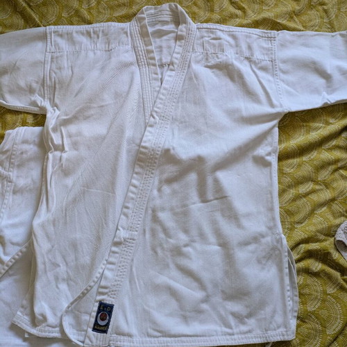 Karate uniform used, size 3/160 with white belt, 100% cotton