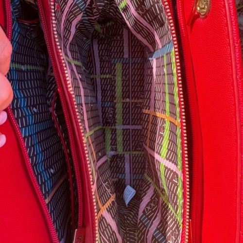 Doca shoulder bag red, like new, quilted