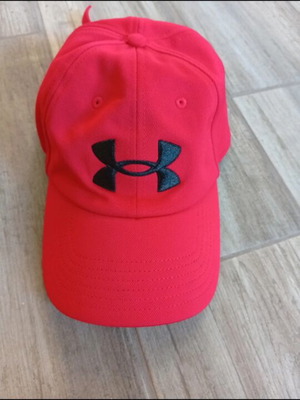 Under Armour hat new, red, adjustable unisex