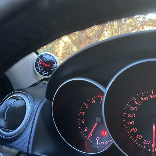 Defi Oil Pressure Gauge like new, universal fit