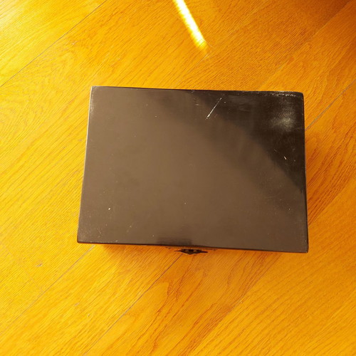 Antique Japanese jewelry box used with geishas mother-of-pearl inlay
