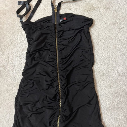 Toi&Moi black strapless top with gold zipper, size S, like new