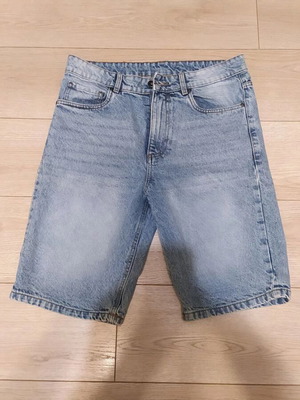 Men's denim shorts like new, size S, turquoise