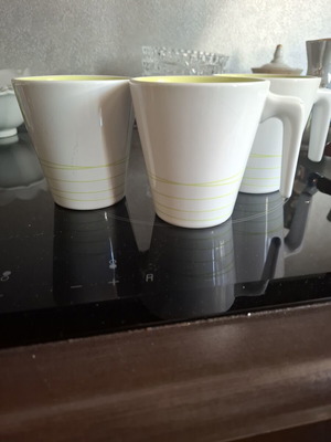 IKEA mug set 3 pieces 10cm like new, white and light green