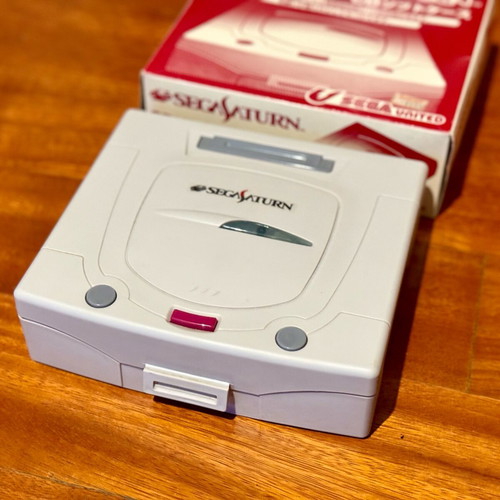 Sega Saturn CD Case (HSS-0147) like new, complete with box