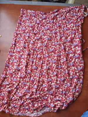 Pareo used, red multicolor floral pattern