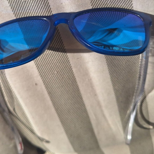 Oakley Frogskins sunglasses blue mirror lenses transparent arms