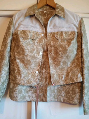 Vintage Mia Set (Size 48 / L-XL) – Jacket & Skirt with Lace Pattern, Embroidery & Rhinestones