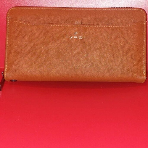 Verde wallet brown like new