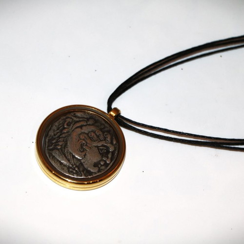 Ancient Coin Pyrrhus King of Epirus Silver Plated Pendant New