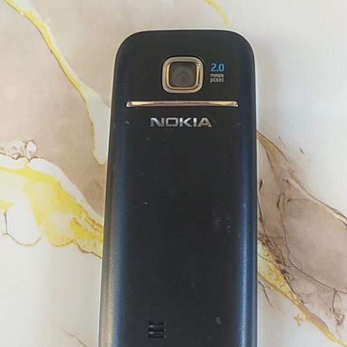 Nokia 2700C-2 mobile phone without battery