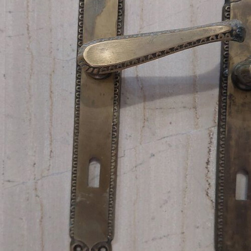 Bronze door and cabinet knobs used, set