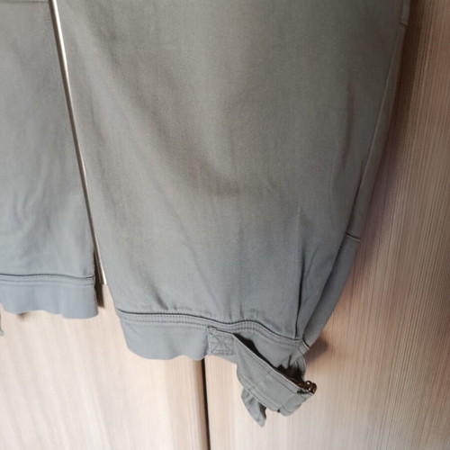Capri pants used, khaki, size S with decorative zippers
