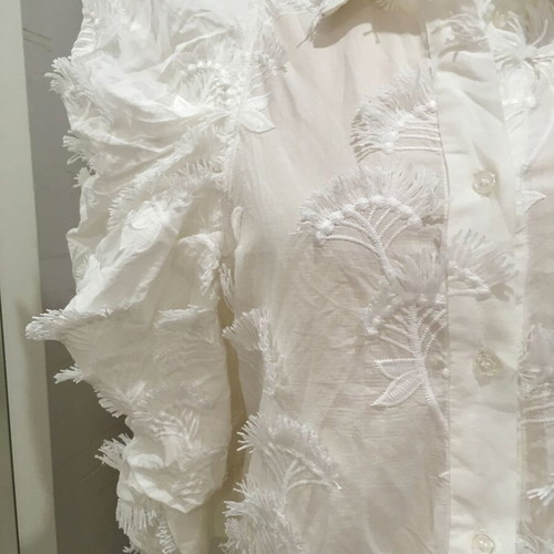 Munthe Temple white blouse with embroidered floral details, like new