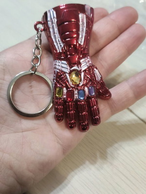 Avengers Thanos Keychain like new