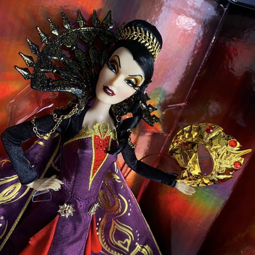 Evil Queen Midnight Masquerade Limited Edition Doll new