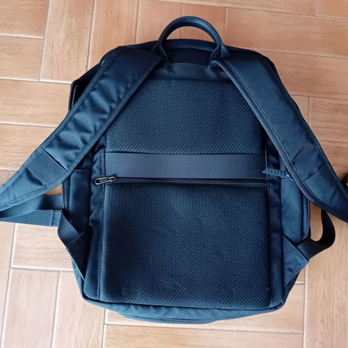 Tigernu backpack new with laptop compartment and protective cover