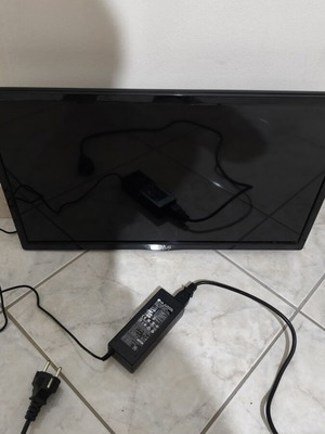 LG 22 inches TV used, no remote control, mobile remote compatible