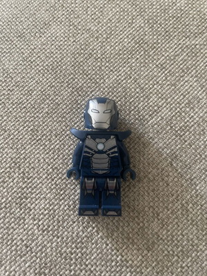 Lego Iron Man Taser Armor 76166 minifigure like new