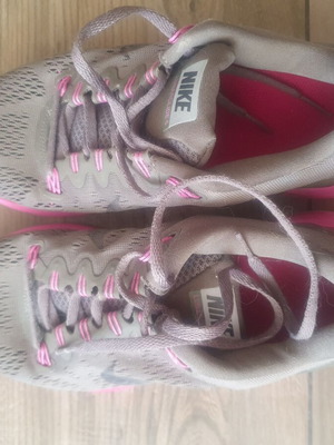 Nike Lunarglide 5 running shoes used, size 40.5