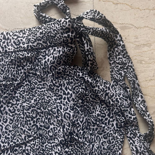Sinsay Animal Print Skirt size L like new, black and white