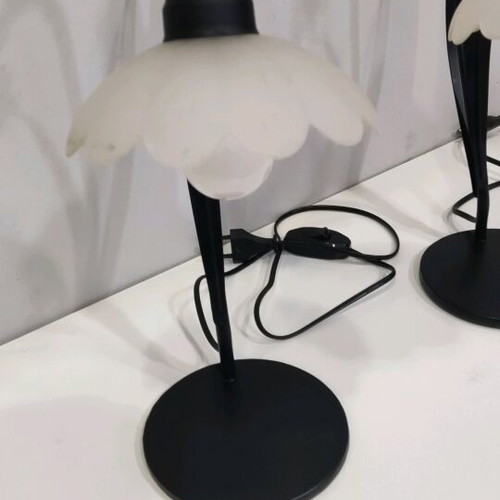 Table lamp pairs like new