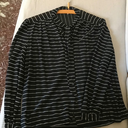 Shirt black with stripes and silver thread L/XL like new