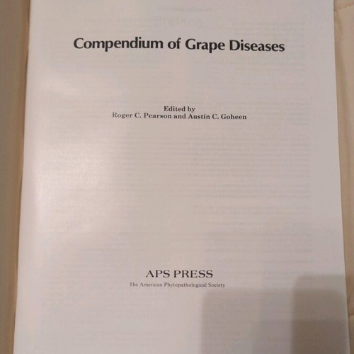 Compedium of Grape Diseases book like new