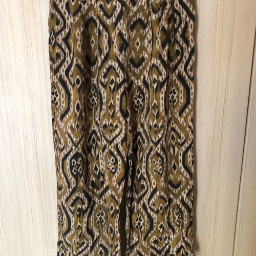 Souvenir pants size L used, black and brown