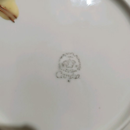 Candia vintage decorative plates set of 2 20cm romantic scene like new
