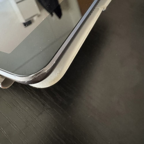 iPad 8th Gen 32GB used with Apple Pencil 1st Gen and Apple case