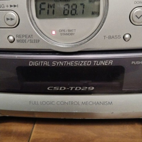 AIWA Portable Radio CD Player CSD-TD29 with Digital Synthesized Tuner